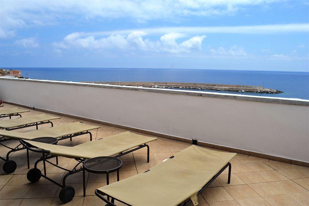 Hotel Cala Luna Кала-Гононе Екстер'єр фото